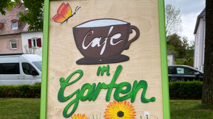 Café im Garten